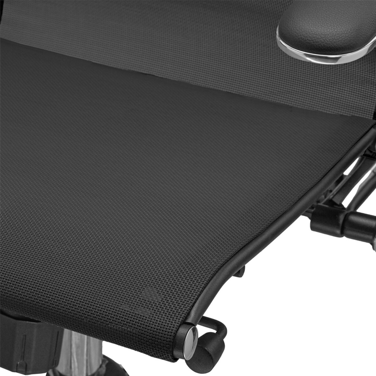 Кресло офисное МЕТТА "К-4-Т" хром, прочная сетка, сиденье и спинка регулируемые, черное — изображение 17
