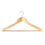 Вешалки-плечики, размер 48-50, КОМПЛЕКТ 5 шт., деревянная, перекладина, цвет сосна, ЛЮБАША Эконом, 604895 — изображение 4