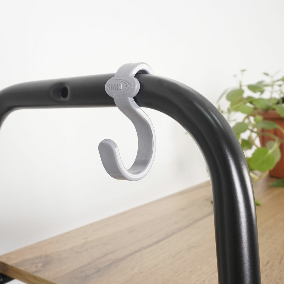 Стеллаж на металлокаркасе "Скандинавия-24", 650х385х1470 мм, 4 полки ЛДСП, черный/дуб, CТCП24 Ч — изображение 6