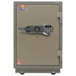 Сейф огнестойкий VALBERG "FRS-73T EL", 732х485х431 мм, 86 кг, электронный замок + ключ, трейзер, крепление к полу — изображение 3