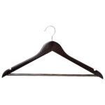 Вешалки-плечики с антискользящими накладками, КОМПЛЕКТ 3 штуки, размер 48-50, дерево, BRABIX, 607476 — изображение 4