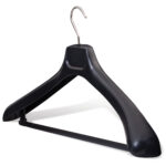 Вешалка-плечики, размер 50-52, пластик, анатомическая, перекладина, крючки для бретелей, черный, С041 — изображение 2