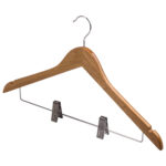 Вешалки-плечики, размер 48-50, КОМПЛЕКТ 3 шт., деревянная, клипсы для брюк, цвет сосна, BRABIX "Стандарт", 601170 — изображение 3