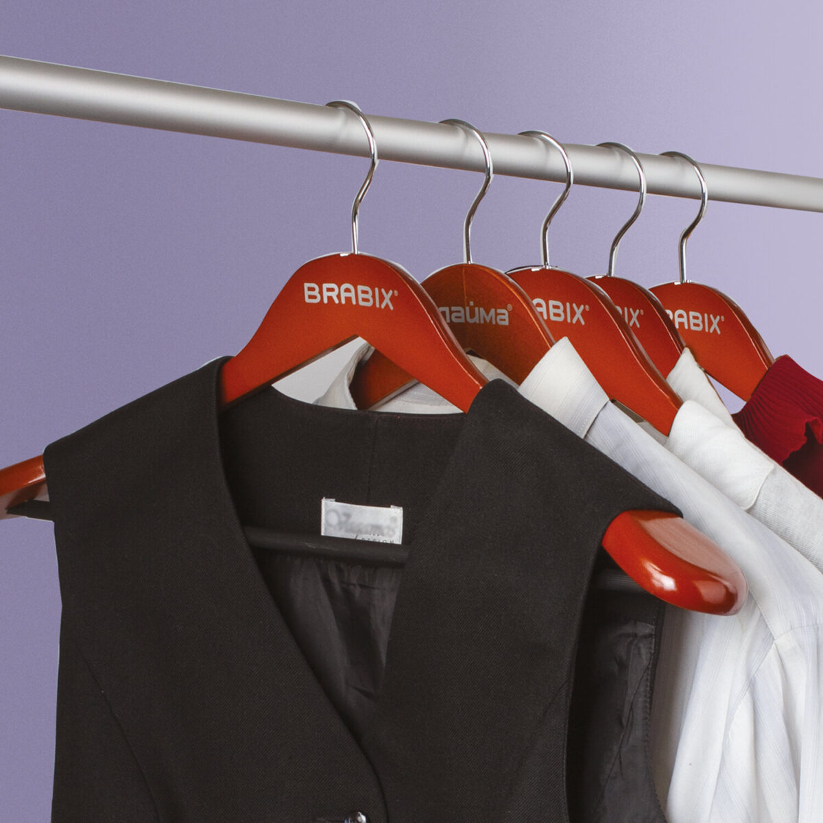 Вешалка-плечики, размер 48-50, деревянная, анатомическая, перекладина, цвет вишня, BRABIX "Люкс", 601164 — изображение 5
