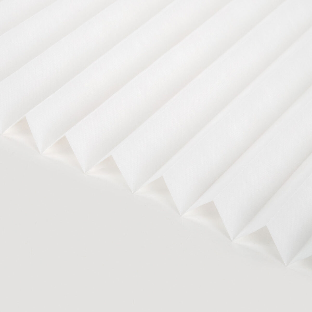 Жалюзи-плиссе, штора тканевая самоклеящаяся BRABIX, 90х180 см, "СТАНДАРТ+", 80 г/м2, цвет белый, 1 шт., 700008 — изображение 7