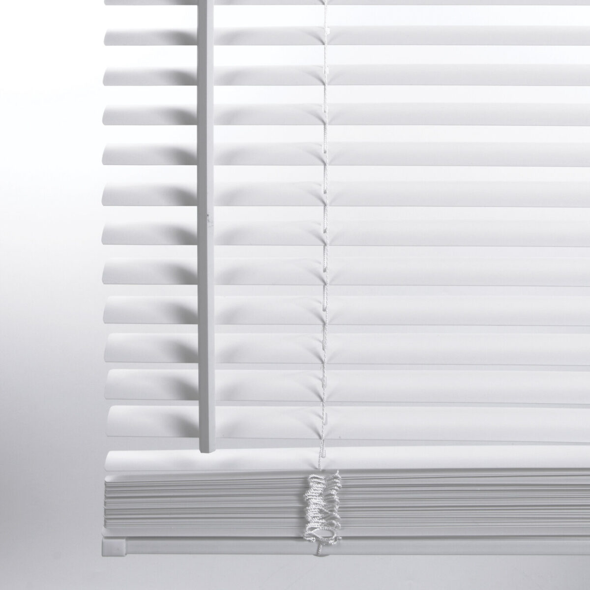 Жалюзи горизонтальные BRABIX 100х155 см, ПЛАСТИК, цвет белый, 606027 — изображение 5