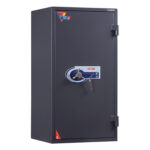 Сейф огневзломостойкий VALBERG "Гарант-95T", 950х505х440 мм, 138 кг, ключевой замок, трейзер — изображение 2