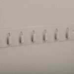 Шкафчик (Ключница) на 90 ключей BRAUBERG, 300х240х80 мм, с замком, +90 брелоков, серый, 290339 — изображение 6